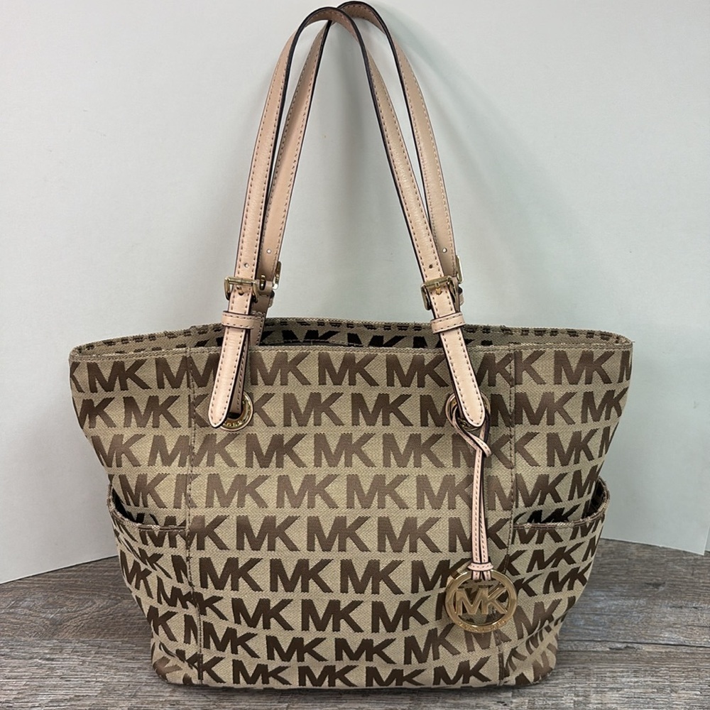 Michael Kors Jet Set Signature Logo Tote